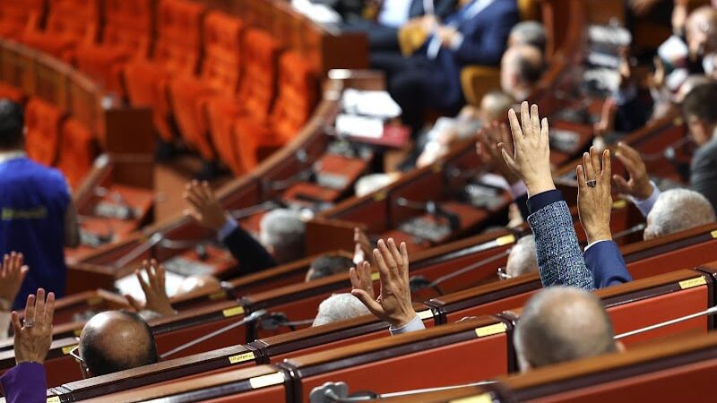 parlement vote greve
