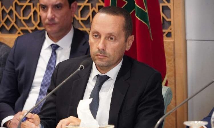 تحذيرات برلمانية من "صفقات على المقاس" بوزارة الصحة بعد إلغاء عقود سارية