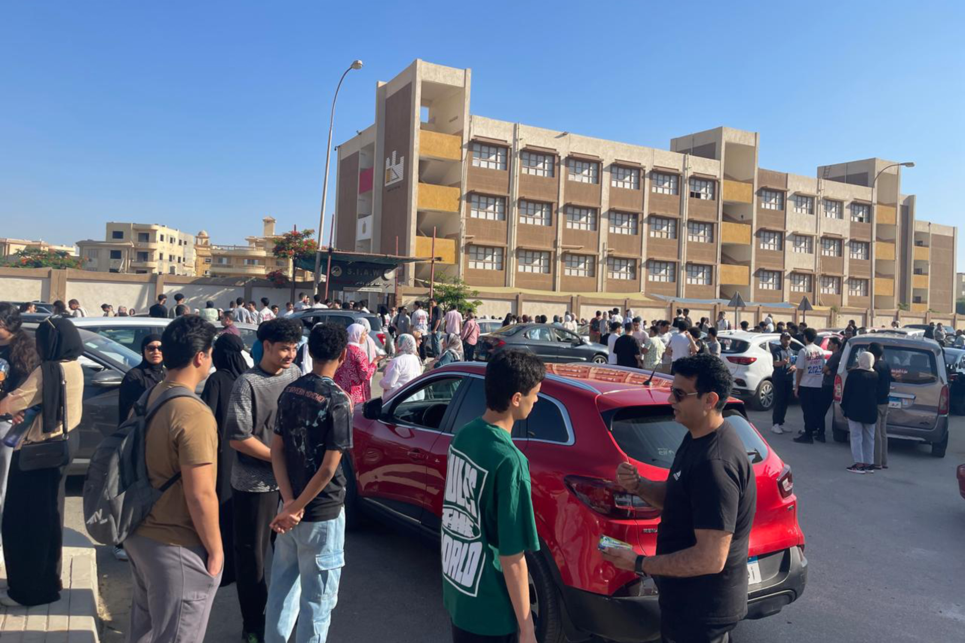 نظام تعليمي بديل يثير الجدل.. ماذا وراء إقرار "البكالوريا المصرية"؟ | أسرة