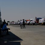 ما قصة قميص لافروف الذي حقق مبيعات قياسية وتفاعلا على المنصات؟