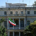 قاض برازيلي يأمر بوضع بولسونارو تحت مراقبة دائمة خشية هروبه