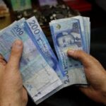 زيلينسكي يواجه مقترح التنازل عن أراض أوكرانية لصالح روسيا