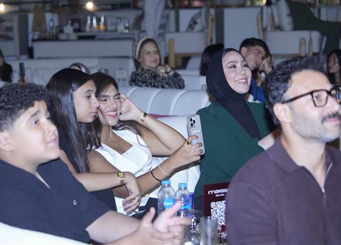 مي فاروق ومدحت صالح