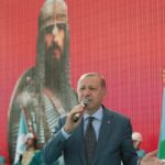 تكريم خبير المكياج السينمائي محمد عشوب في مهرجان بورسعيد السينمائي