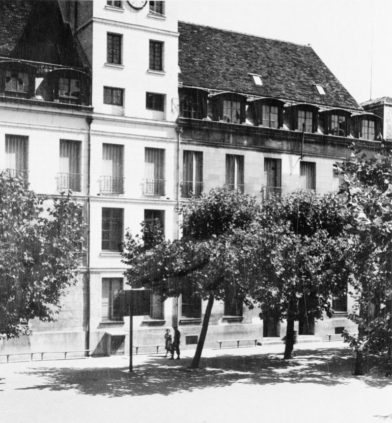 A building of the Sorbonne University in Paris is pictured, July 25, 1945. (AP Photo)