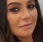 جون أفريك: 2 من كل 3 مسلمين في فرنسا ضحايا للعنصرية