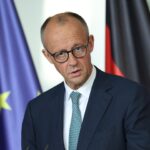 ارتفاع حصيلة قتلى الفيضانات والانهيارات الأرضية في إندونيسيا