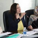 من زمان نفسي في حضن أبويا.. هند سعيد صالح تشارك صورتها مع والدها بالذكاء الاصطناعي