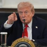 سياسة هدم المنازل الإسرائيلية تشرد الفلسطينيين وتهدد مصيرهم | سياسة