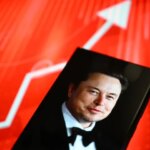 شهيدان بالشجاعية وانتشال جثمانين بحي الشيخ رضوان